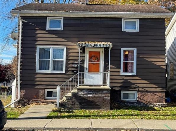 83 Paige St, Owego, NY 13827