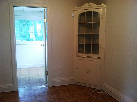 Dining Room - office/3rd bedroom