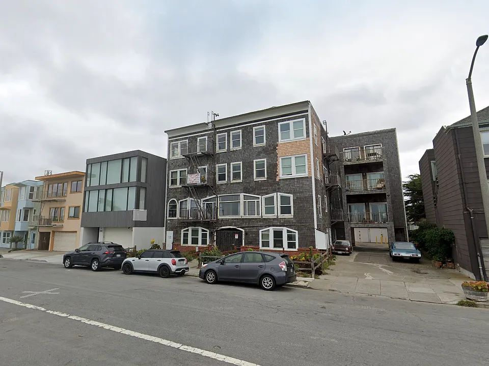 2448 Great Hwy #5