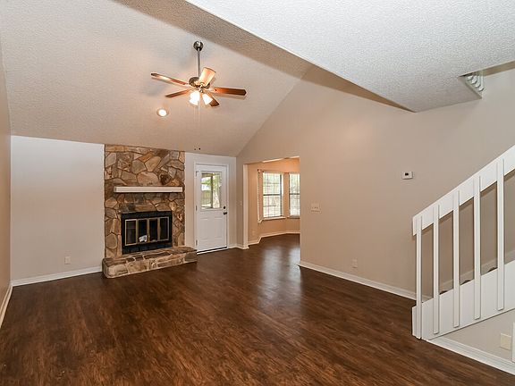 4th image of 8315 Crosswind Rd