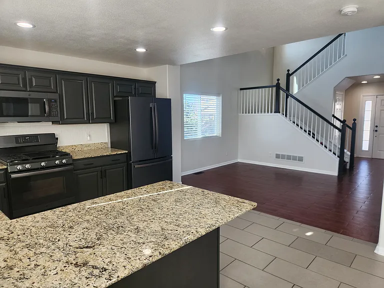 Open Concept Main Level and Living Romm with 16' Ceilings