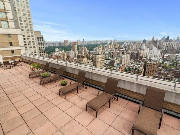 118 East 60th Street image 10 of 12