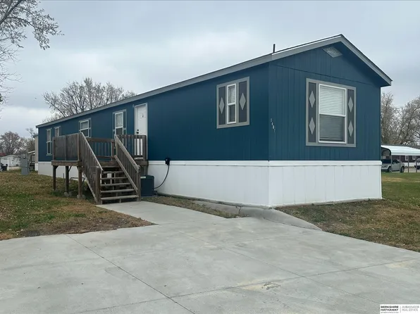 1407 W Commodore Blvd, Lincoln, NE 68522
