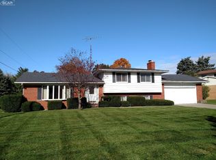 329 Bella Vista Dr, Grand Blanc, MI 48439