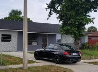 640 W 34th St, Riviera Beach, FL 33404