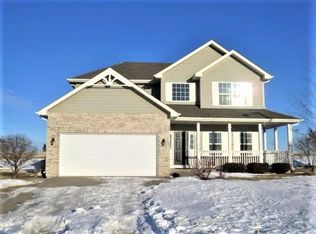 412 Cahokia St, Joliet, IL 60431