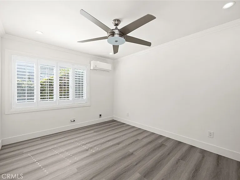 647 W Montecito Ave — Photo 10