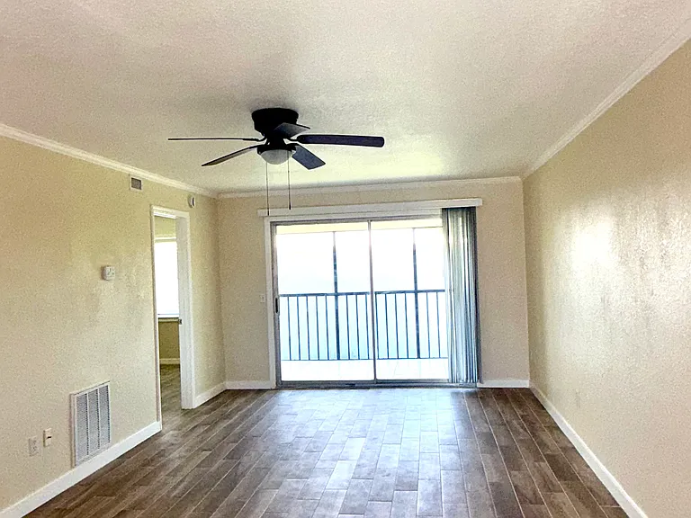 25050 Sandhill Blvd #4B3 — Photo 6