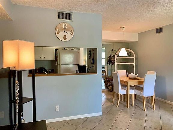3rd image of 7070 Golf Colony Ct APT 201
