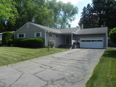 128 Laurel Hill Drive, South Burlington, VT, 05403