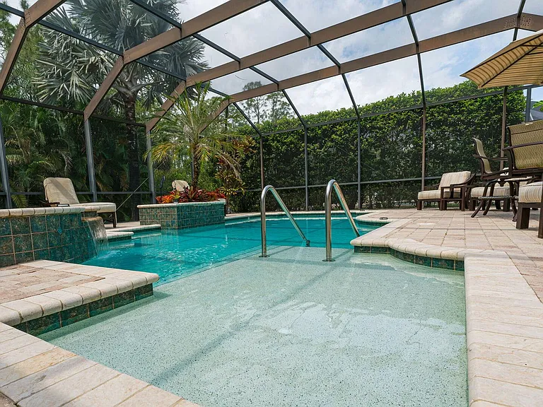 7667 Martino Cir — Photo 32
