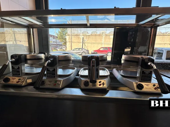 846 Stanley Avenue image 19 of 27