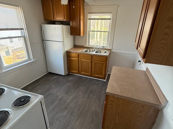 10 Lachance St Floor 2, West Warwick, RI 02893