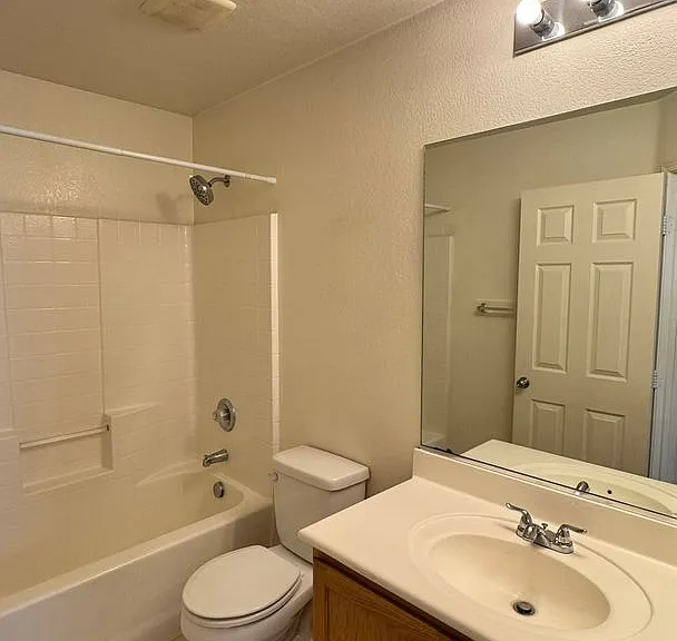 9967 Carrizo Springs Ave — Photo 17