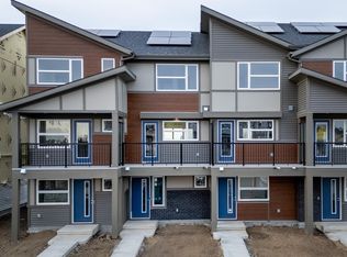 17242 4th St NW, Edmonton, AB T6T 2V4