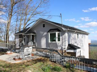 727 Cascade Trl, Fancy Gap, VA 24328