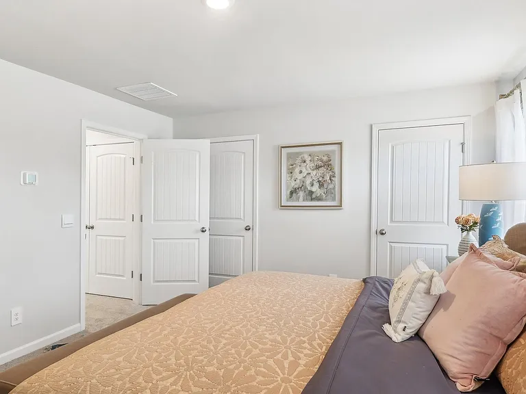 1024 Keyes Pl — Photo 38