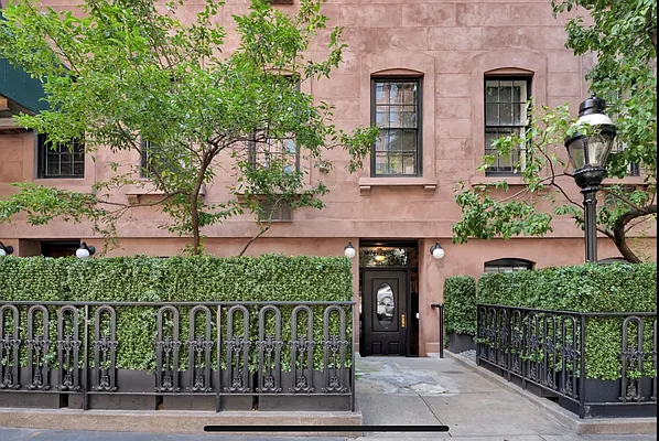 Rented by Compass | media 13