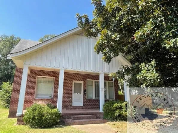 103 N Howe St, Atlanta, TX 75551