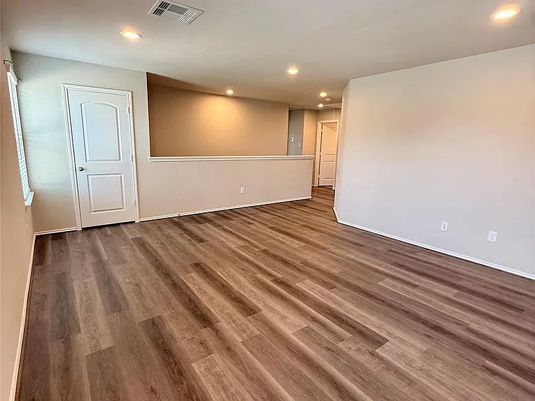 9278 Inland Leather Ln — Photo 29