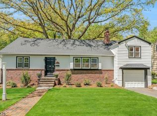 46 Chestnut Hill Pl, Glen Ridge Boro Twp., NJ 07028