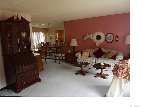 4th image of 38 W Cavalier Dr