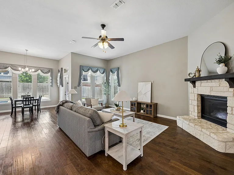 908 Mist Flower Dr — Photo 8