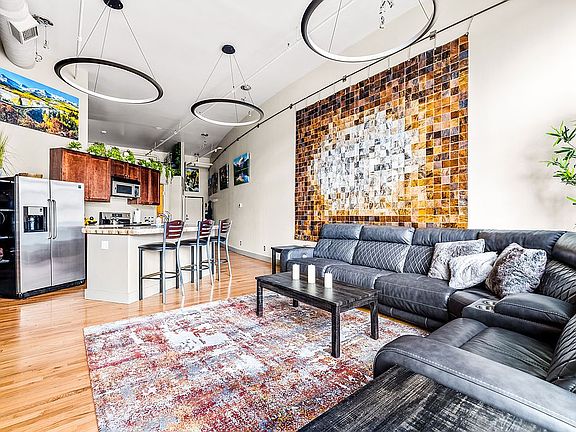 4th image of 1617 California St APT 3A