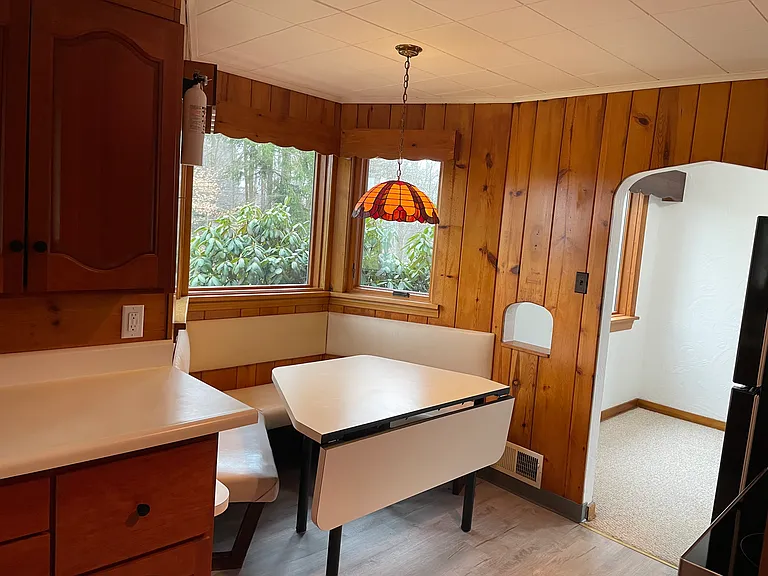 8250 Fox Ridge Rd — Photo 28
