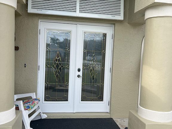 3rd image of 2025 SE Allamanda Drive