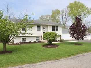 7511 Villa Vis, Spring Grove, IL 60081