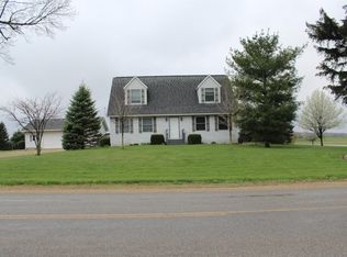 55518 Pulver Rd, Three Rivers, MI 49093