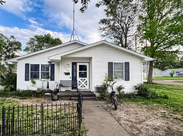 1117 W Hill St, Urbana, IL 61801