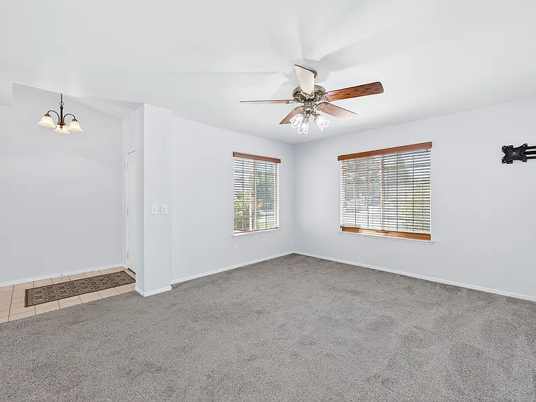 2476 N Berlin Ave — Photo 55