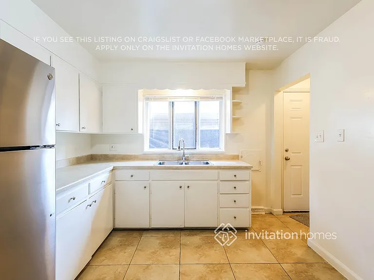 2040 Ironton St — Photo 7