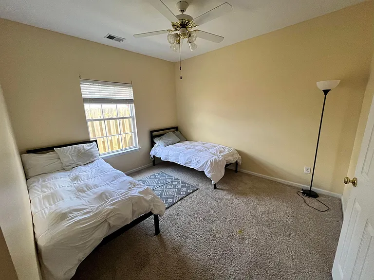 228 Lenox Ln — Photo 11