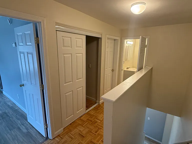 183 Center St — Photo 8