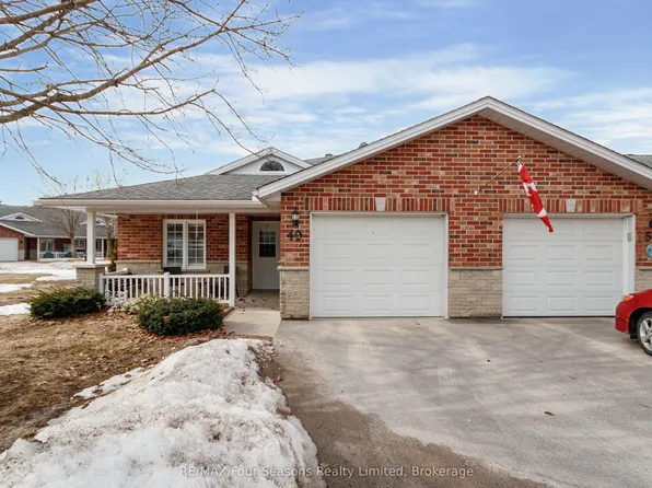 275 Huron St #49, Clearview, ON L0M 1S0