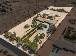 18095 Eucalyptus St, Hesperia, CA 92345