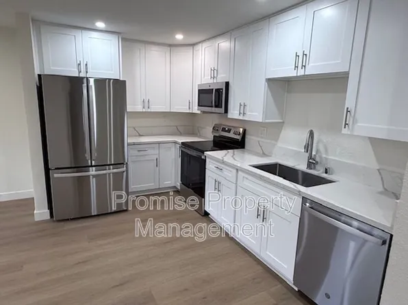 1737 Bayview Heights Dr, San Diego, CA