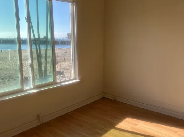 305 Beach St #6, Santa Cruz, CA 95060