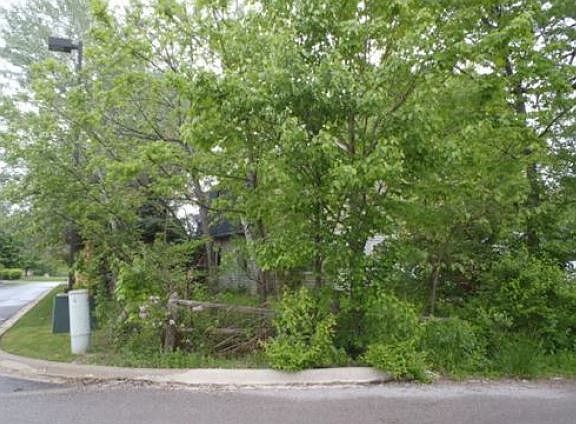 2nd image of 241 3rd Ave