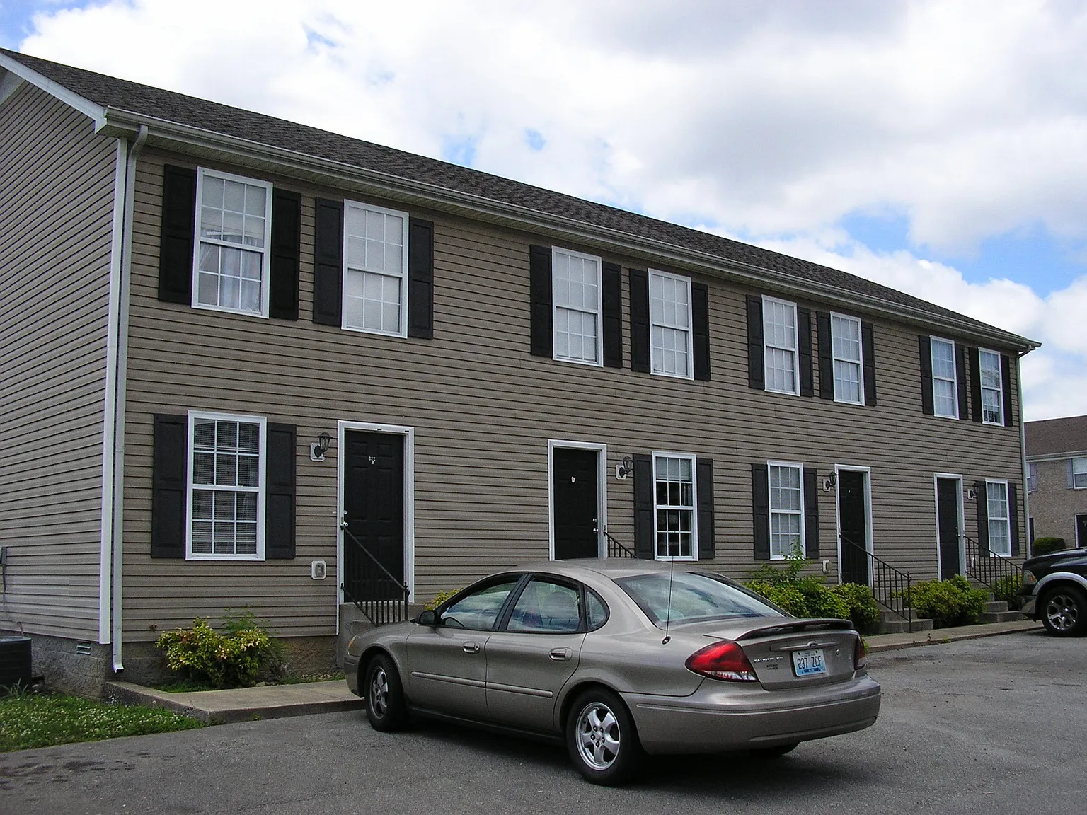 322 Kenlee Circle — Photo 1