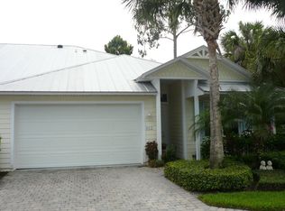 412 Pineapple Sq SW, Vero Beach, FL 32962