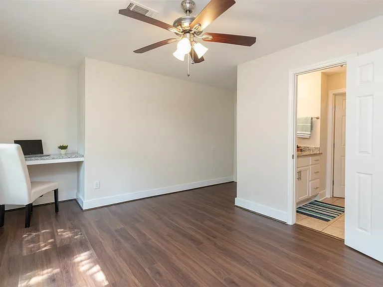 3406 Michigan St — Photo 24