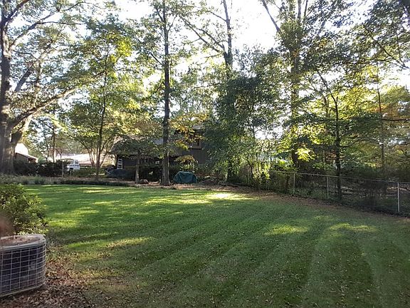 05-Side yard