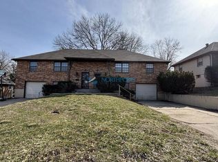 11605 E 60th St, Raytown, MO 64133