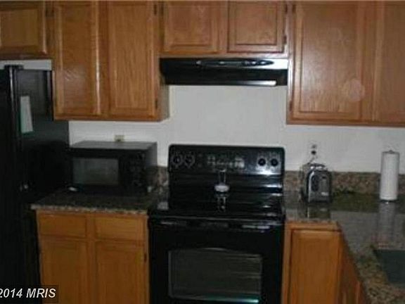 3rd image of 13901 King Gregory Way #391