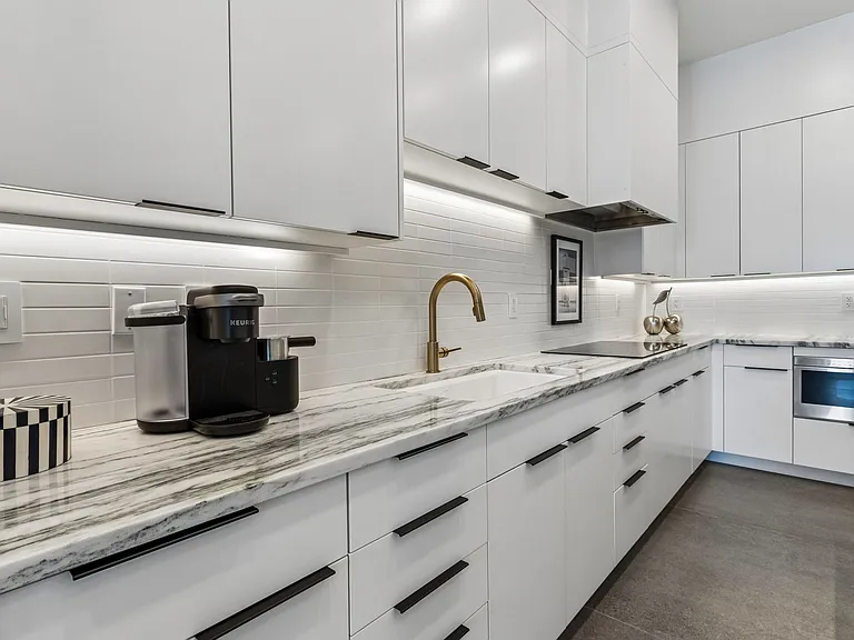 19 N 5th St #3100 — Photo 18