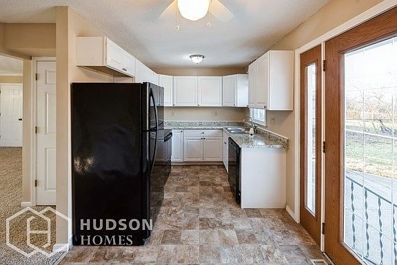 5th image of 1291 Rydale Rd